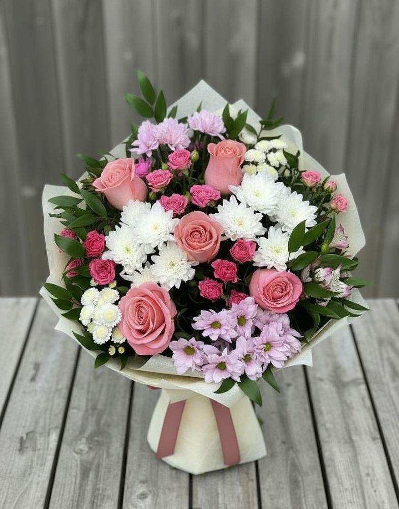 Букет цветов из: Альстромерии, Гвоздики, Розы и Хризантемы в Авдотьино
