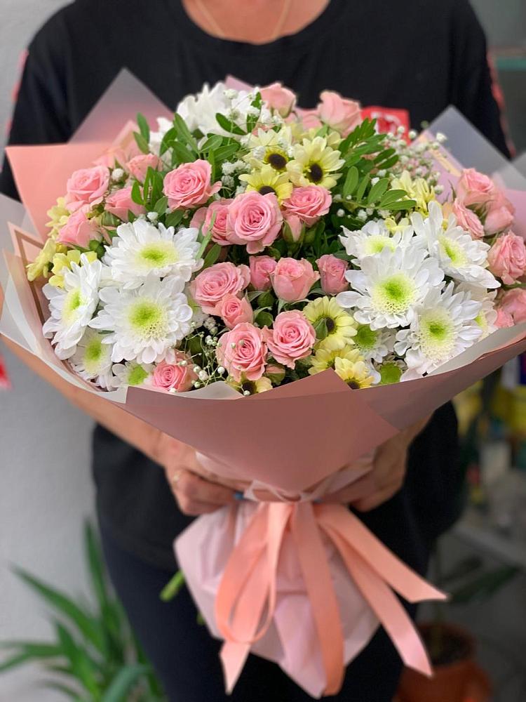 Букет цветов из: Розы и Хризантемы в Авдотьино