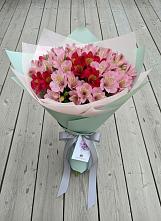 Букет цветов из:  Альстромерии в Авдотьино