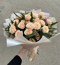 Букет Кремовые розы Латте в Авдотьино