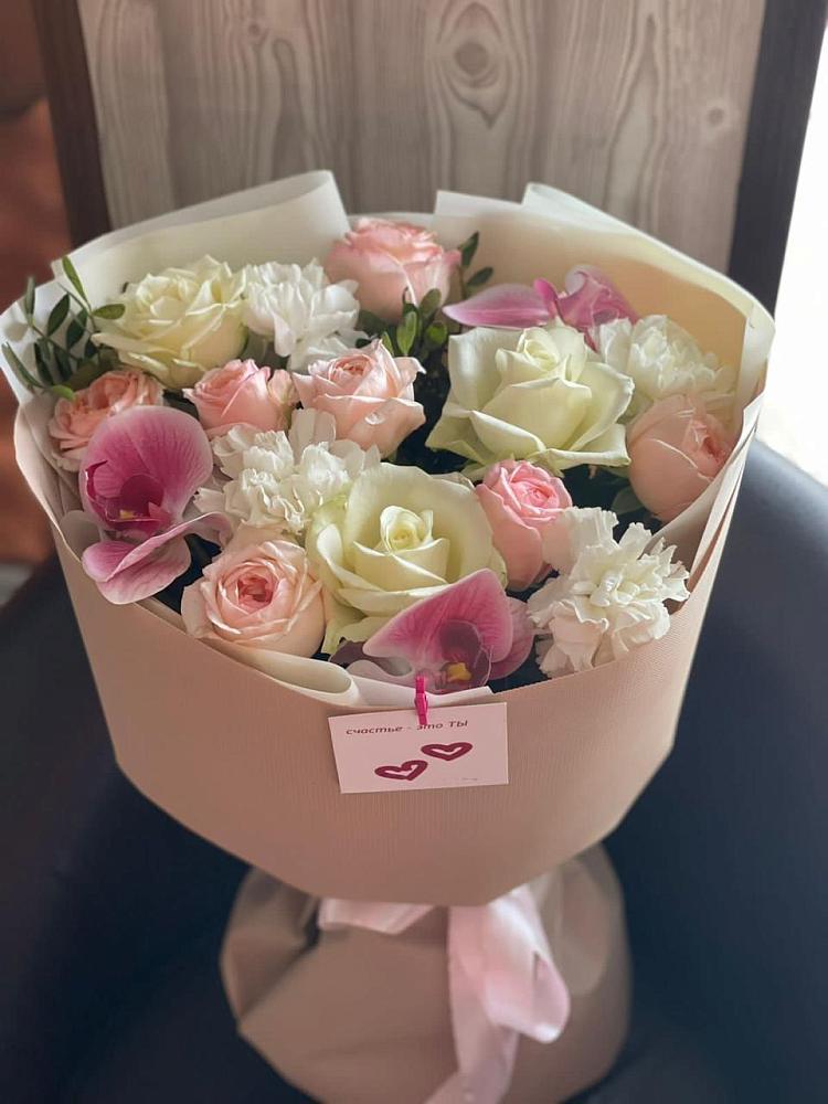 Букет цветов из: Орхидеи, Розы и Гвоздики в Авдотьино