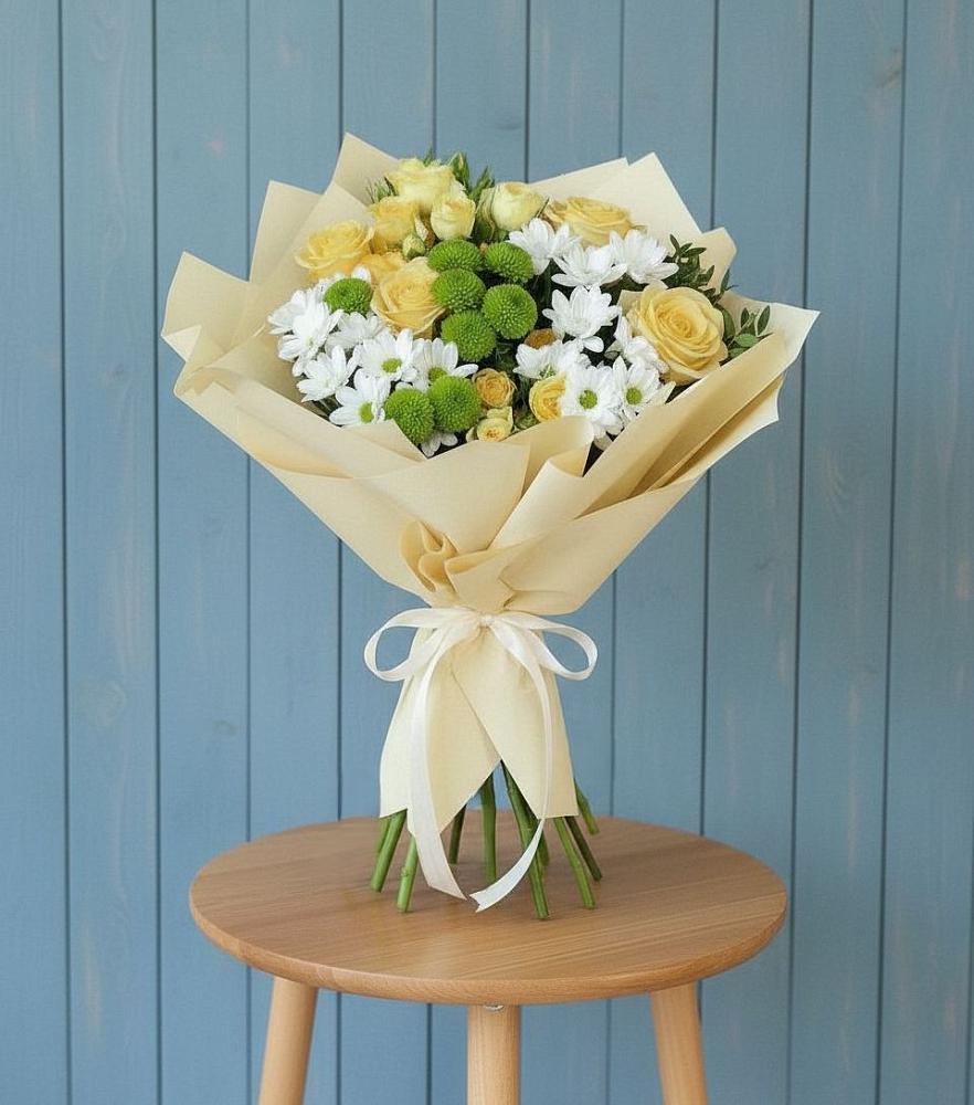 Букет цветов из: Хризантемы и Розы в Авдотьино