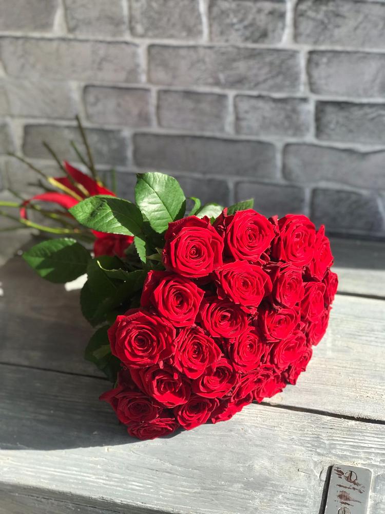 Букет Красные розы Фридом в Авдотьино