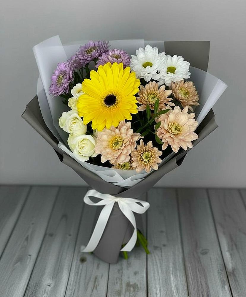 Букет цветов из: Розы, Герберы и Хризантемы в Авдотьино