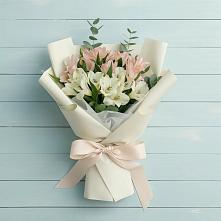 Букет цветов из:  Альстромерии в Авдотьино