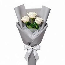 Букет 3 белые розы в Авдотьино