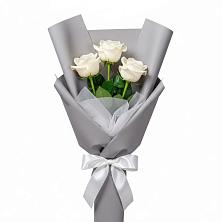 Букет 3 белые розы в Авдотьино