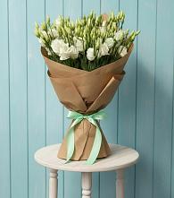 Букет цветов из:  Лизиантусы в Авдотьино