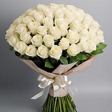 Букет 101 беля роза Белоснежка в Авдотьино