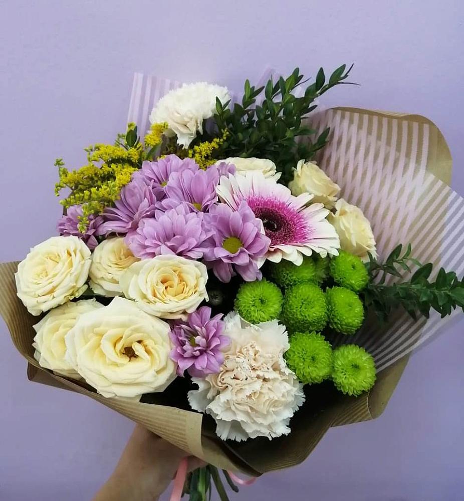 Букет цветов из: Хризантемы, Розы, Гвоздики и Герберы в Авдотьино