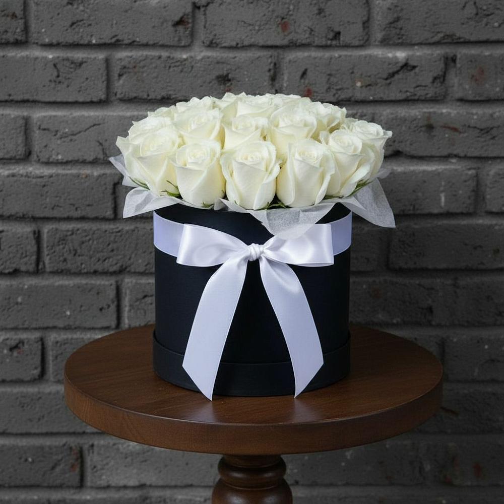 Цветочная композиция из Розы в шляпной коробке в Авдотьино