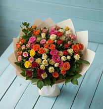 Букет Микс из разноцветных кустовых роз в Авдотьино