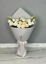 Букет цветов из:  Розы и Лизиантусы в Авдотьино